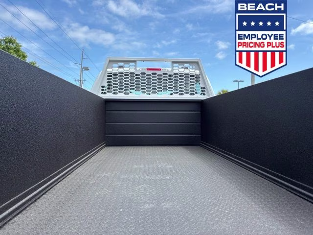2026 Oxford White Ford Super Duty F-250 SRW XL 4X4 Truck