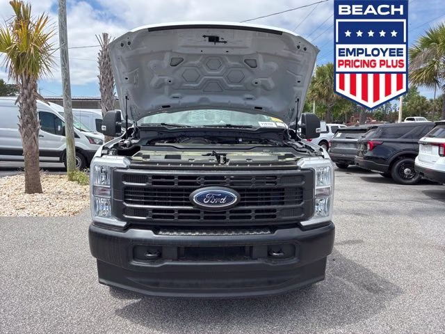2026 Oxford White Ford Super Duty F-250 SRW XL 4X4 Truck