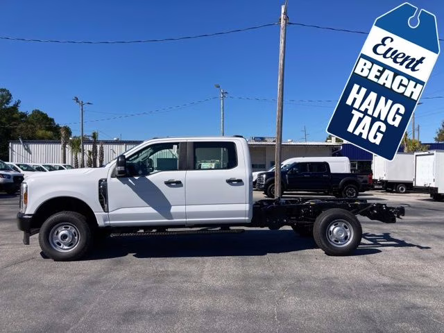2026 Oxford White Ford Super Duty F-250 SRW XL 4X4 Truck