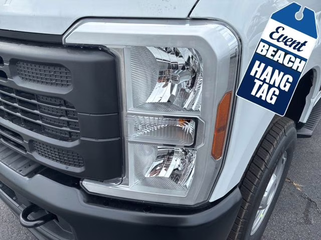2026 Oxford White Ford Super Duty F-250 SRW XL 4X4 Truck