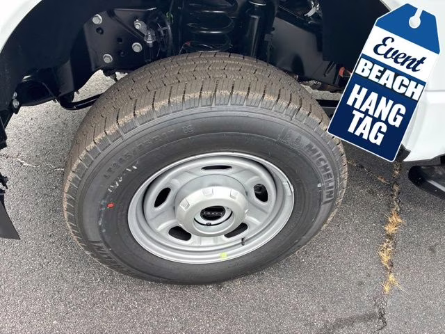 2026 Oxford White Ford Super Duty F-250 SRW XL 4X4 Truck