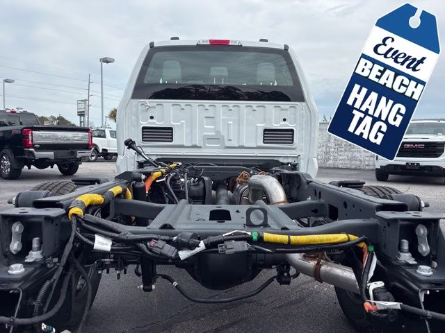2026 Oxford White Ford Super Duty F-250 SRW XL 4X4 Truck