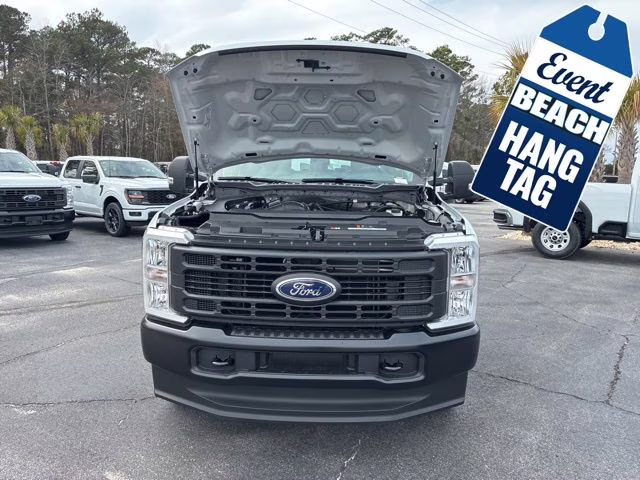 2026 Oxford White Ford Super Duty F-250 SRW XL 4X4 Truck