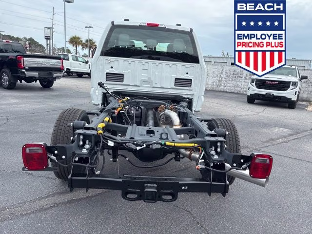 2026 Oxford White Ford Super Duty F-250 SRW XL 4X4 Truck