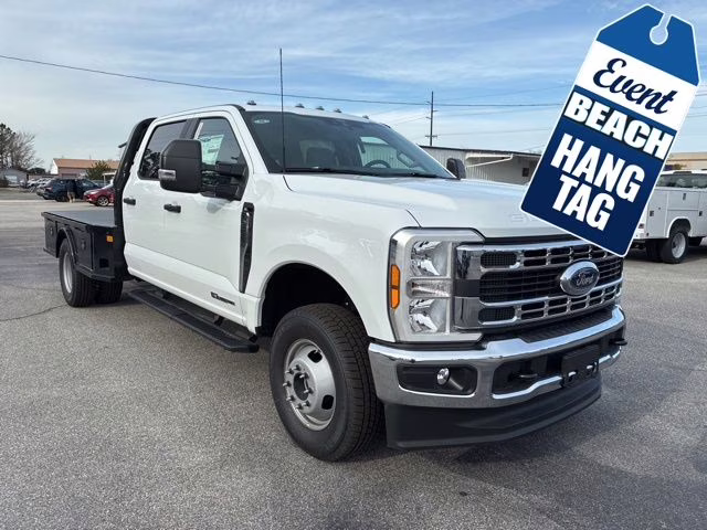 2026 Oxford White Ford Super Duty F-350 DRW XL DRW 4X4 Truck
