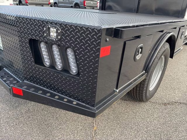 2026 Oxford White Ford Super Duty F-350 DRW XL DRW 4X4 Truck