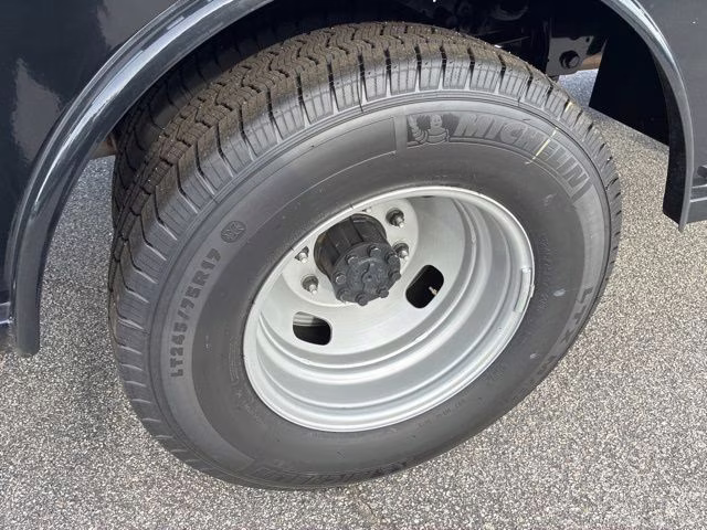 2026 Oxford White Ford Super Duty F-350 DRW XL DRW 4X4 Truck