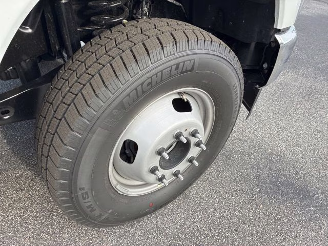 2026 Oxford White Ford Super Duty F-350 DRW XL DRW 4X4 Truck