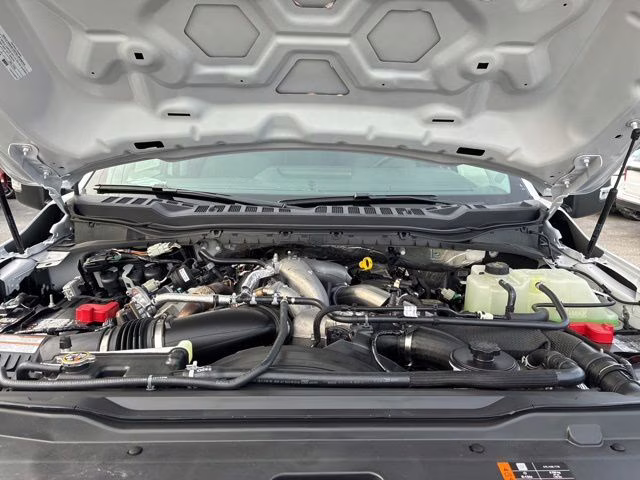 2026 Oxford White Ford Super Duty F-350 DRW XL DRW 4X4 Truck