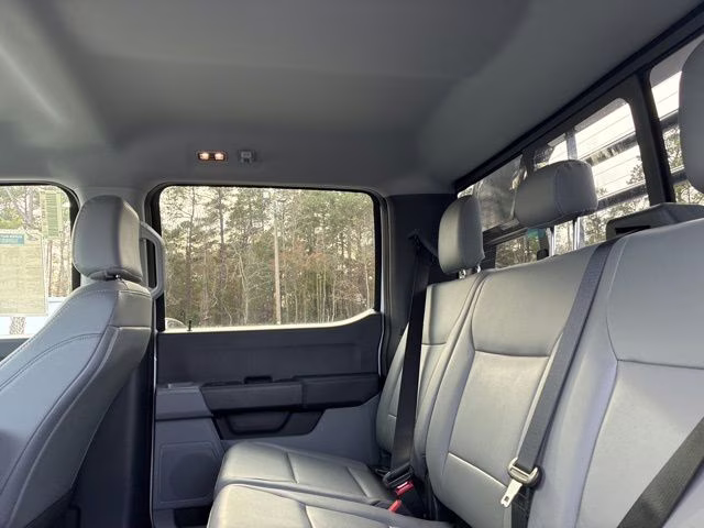 2026 Oxford White Ford Super Duty F-350 DRW XL DRW 4X4 Truck