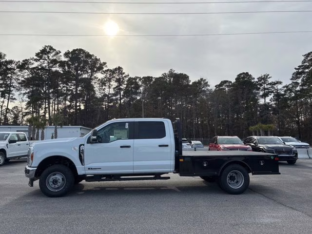 2026 Oxford White Ford Super Duty F-350 DRW XL DRW 4X4 Truck