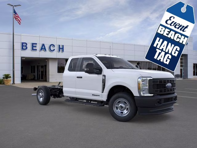 2026 Oxford White Ford Super Duty F-350 SRW XL 4X4 Truck