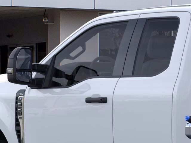 2026 Oxford White Ford Super Duty F-350 SRW XL 4X4 Truck
