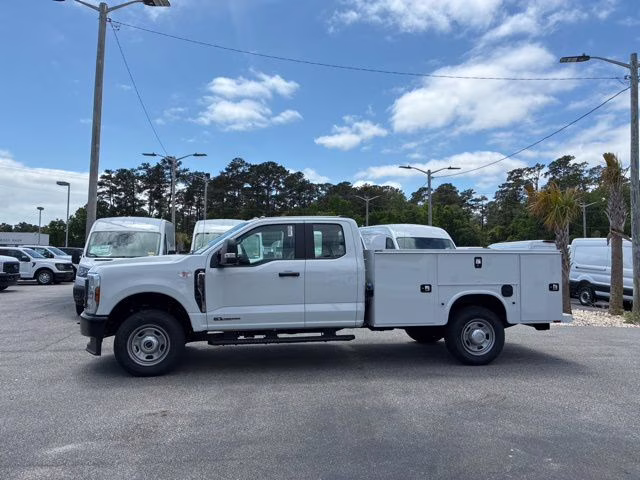 2026 Oxford White Ford Super Duty F-350 SRW XL 4X4 Truck