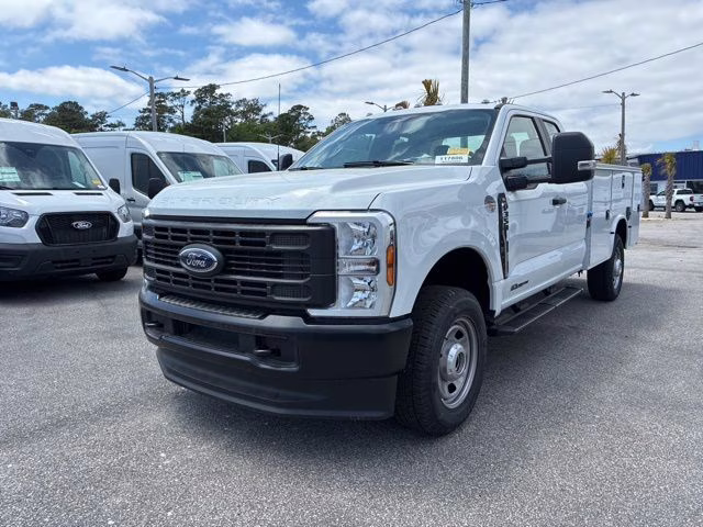2026 Oxford White Ford Super Duty F-350 SRW XL 4X4 Truck