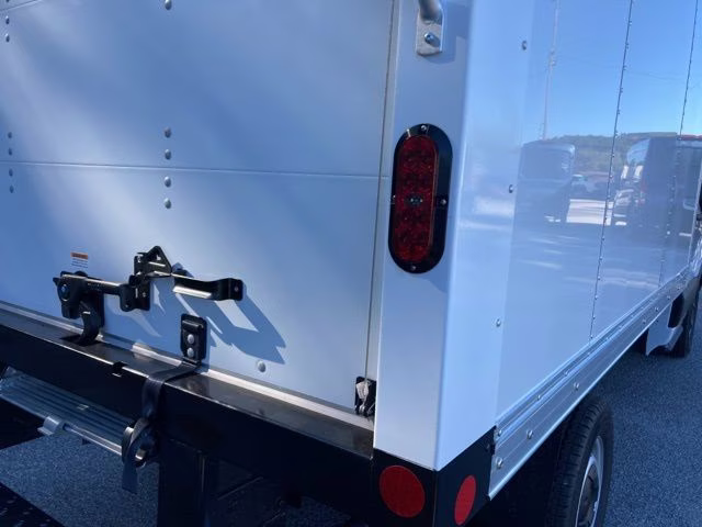 2024 Oxford White Ford Transit-350 Base RWD CUTAWAY