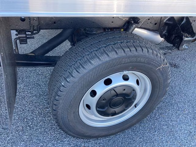 2024 Oxford White Ford Transit-350 Base RWD CUTAWAY