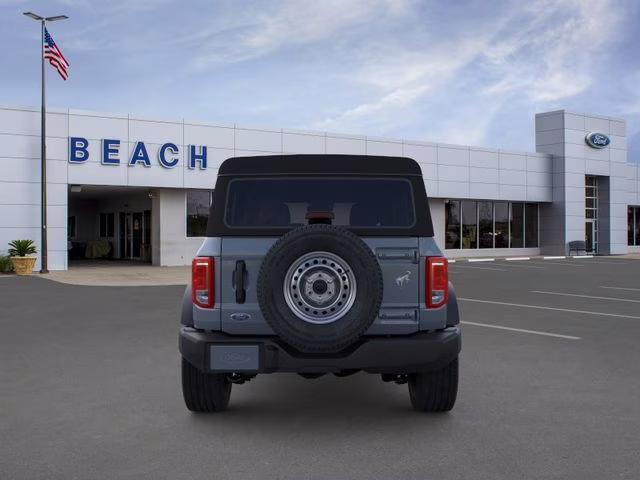 2025 Azure Gray Metallic Tri-Coat Ford Bronco Base 4X4 SUV