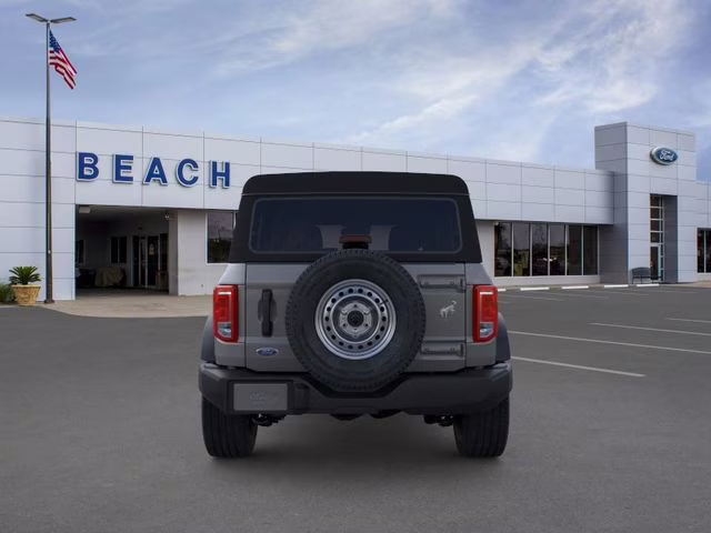 2025 Gray Metallic Ford Bronco Base 4X4 SUV