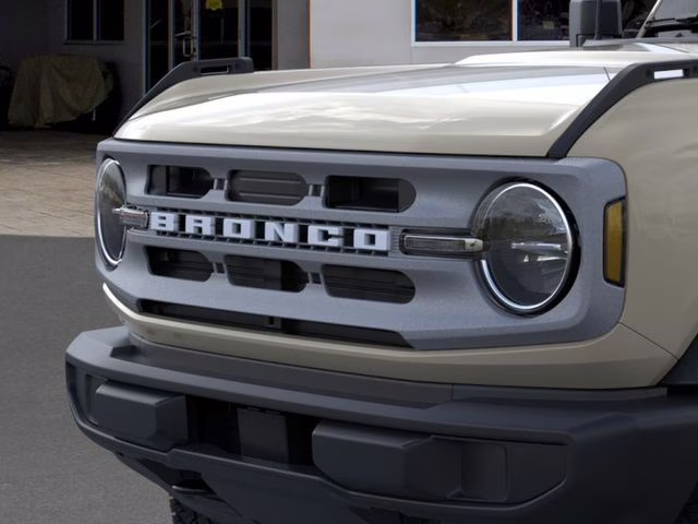 2025 Desert Sand Ford Bronco Big Bend 4X4 SUV