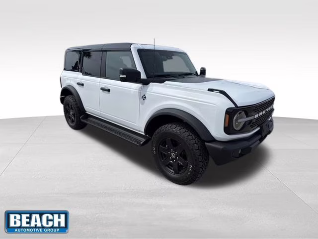 2025 Oxford White Ford Bronco Outer Banks 4X4 SUV