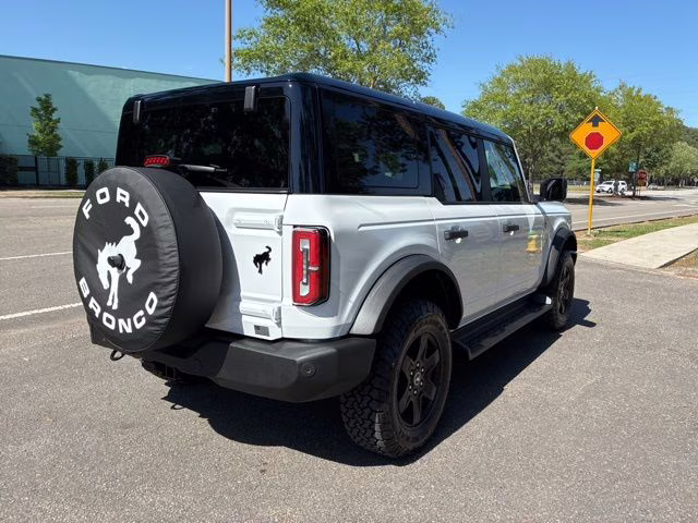 2025 Oxford White Ford Bronco Outer Banks 4X4 SUV