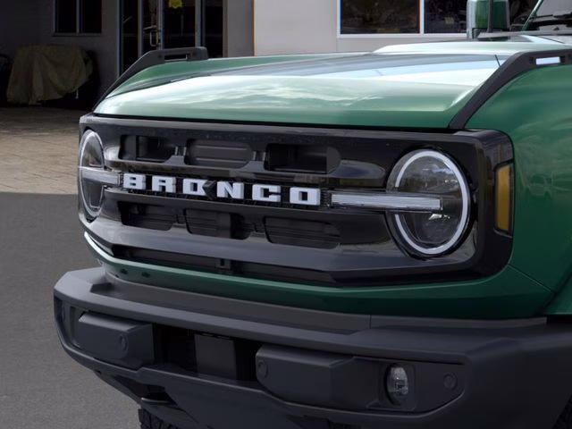 2025 Eruption Green Metallic Ford Bronco Outer Banks 4X4 SUV
