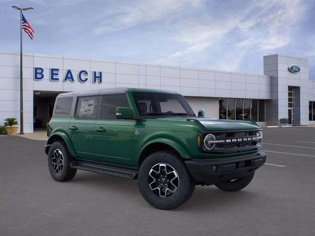 2025 Eruption Green Metallic Ford Bronco Outer Banks 4X4 SUV