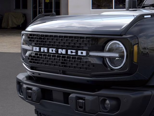 2025 Shadow Black Ford Bronco Badlands 4X4 SUV