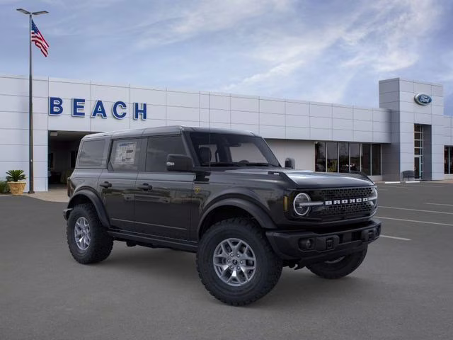2025 Shadow Black Ford Bronco Badlands 4X4 SUV