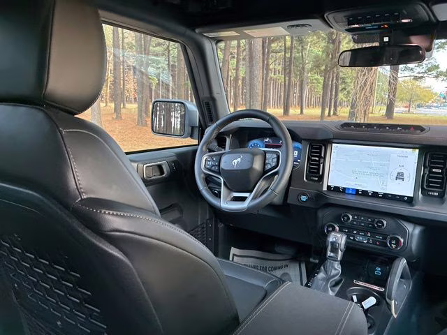 2025 Desert Sand Ford Bronco Badlands 4X4 SUV