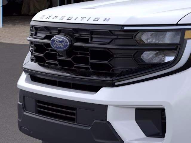 2026 Star White Metallic Tri-Coat Ford Expedition Max Active 4X4 SUV