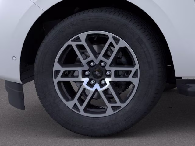 2026 Star White Metallic Tri-Coat Ford Expedition Max Active 4X4 SUV