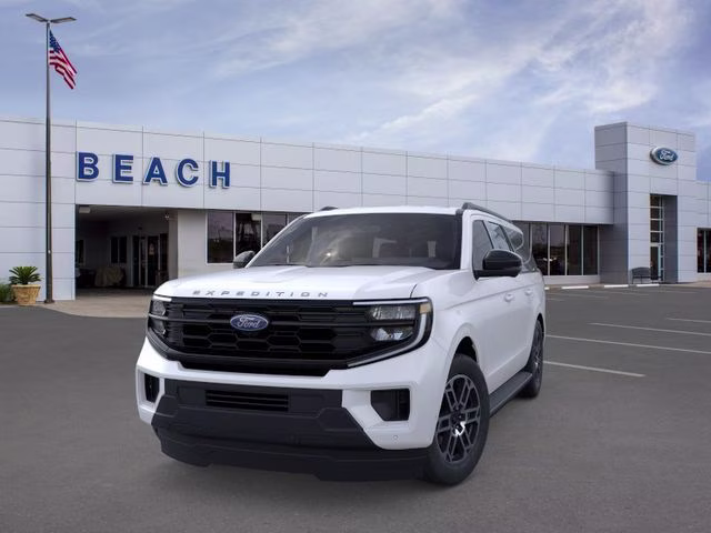 2026 Star White Metallic Tri-Coat Ford Expedition Max Active 4X4 SUV