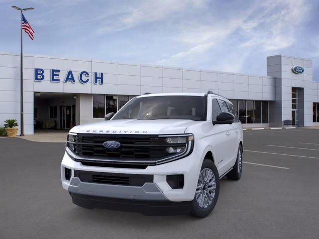2026 Star White Metallic Tri-Coat Ford Expedition Platinum 4X4 SUV