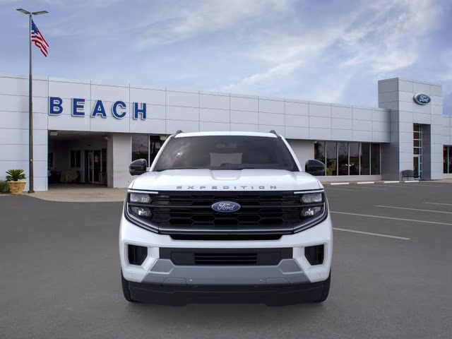 2026 Star White Metallic Tri-Coat Ford Expedition Platinum 4X4 SUV