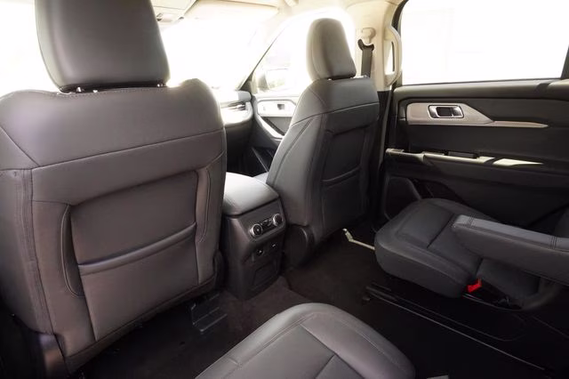 2026 Gray Metallic Ford Explorer Active RWD SUV