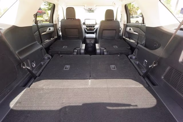 2026 Gray Metallic Ford Explorer Active RWD SUV