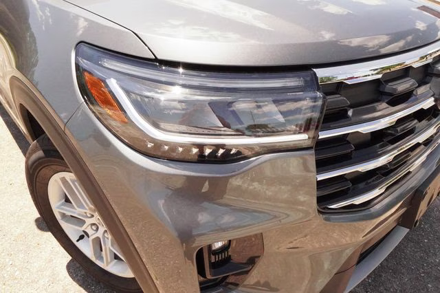 2026 Gray Metallic Ford Explorer Active RWD SUV
