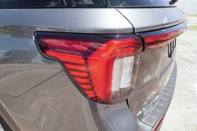 2026 Gray Metallic Ford Explorer Active RWD SUV