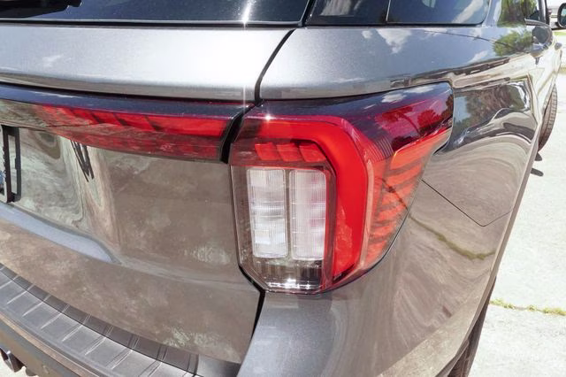 2026 Gray Metallic Ford Explorer Active RWD SUV