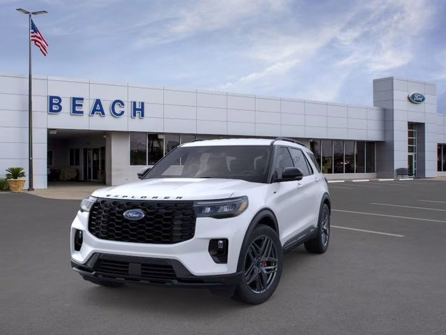 2026 Star White Metallic Tri-Coat Ford Explorer ST-Line RWD SUV