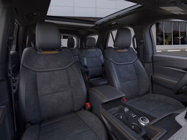 2026 Star White Metallic Tri-Coat Ford Explorer Tremor 4X4 SUV