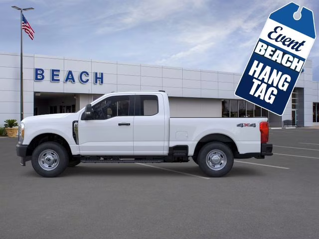 2026 Oxford White Ford Super Duty F-250 SRW XL 4X4 Truck