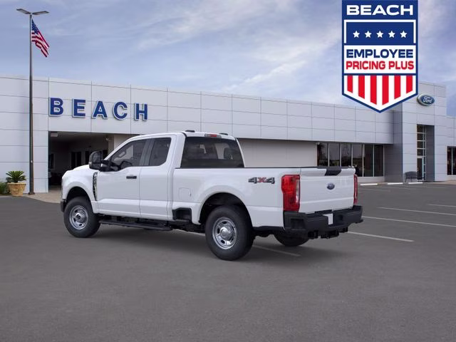 2026 Oxford White Ford Super Duty F-250 SRW XL 4X4 Truck