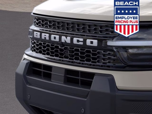2025 Gray Metallic Ford Bronco Sport Outer Banks 4X4 SUV