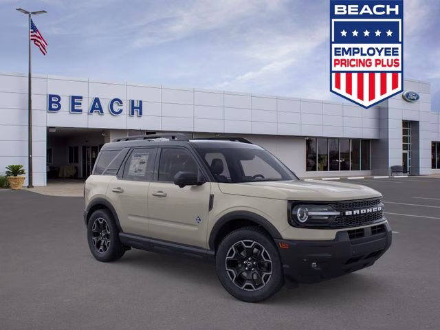 2025 Gray Metallic Ford Bronco Sport Outer Banks 4X4 SUV