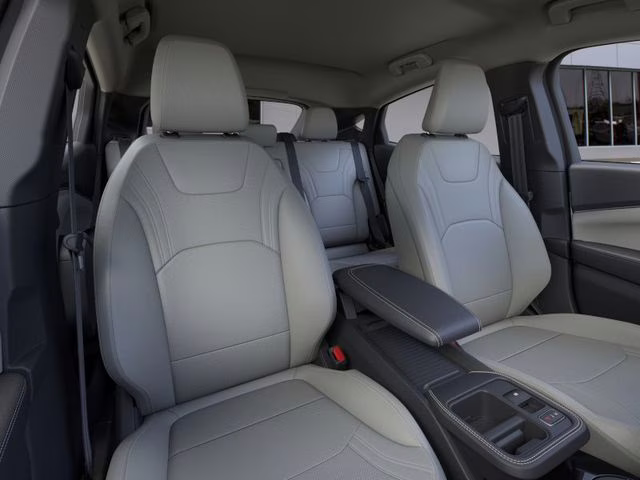 2025 Star White Metallic Tri-Coat Ford Mustang Mach-E Premium RWD SUV