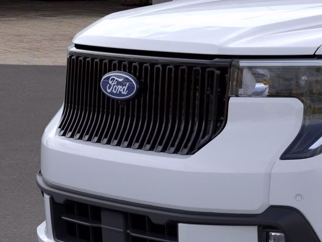 2026 Space White Metallic Ford Maverick Lobo Standard AWD Truck