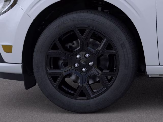 2026 Space White Metallic Ford Maverick Lobo Standard AWD Truck